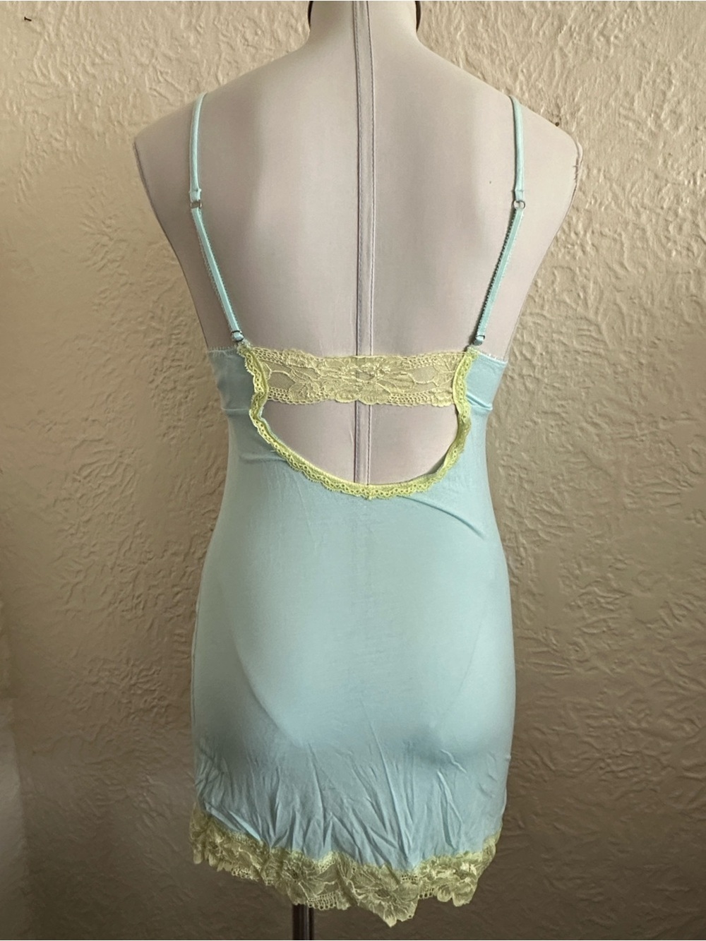Victoria’s Secret Light Blue Light Yellow Floral Lace Slip Nightgown Small - Picture 5 of 7